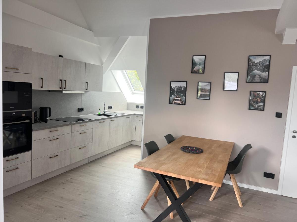 New Nomads Ferienwohnung Am See Цоссен Экстерьер фото